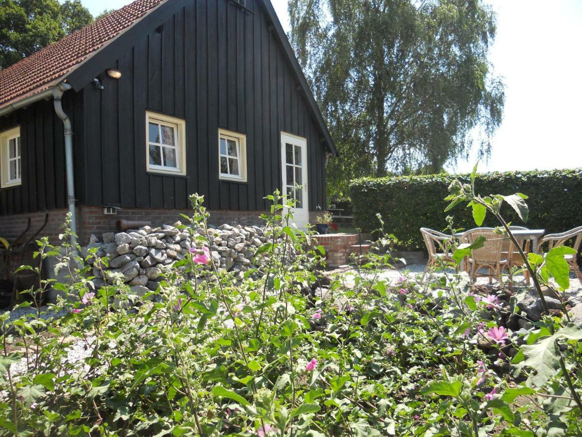 Ulekesnest Villa Helenaveen Eksteriør billede